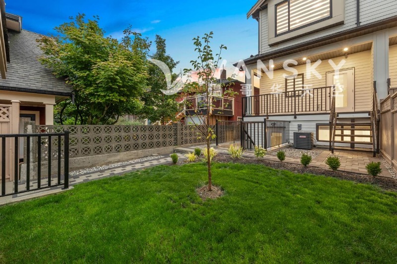 250403201220_外观 2.jpeg